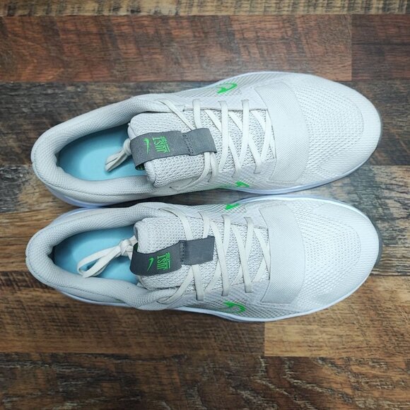 Nike Men’s MC Trainer 2 Cross Training Shoes Phantom  DM0823-008 Size 10.5
